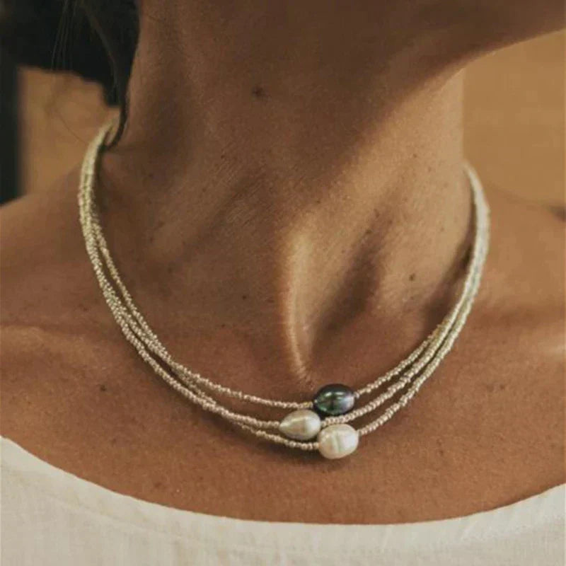 Collar de perlas naturales
