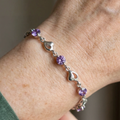 Pulsera con corazón de amatista | Oro blanco