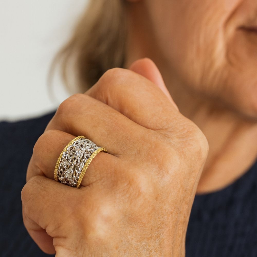 Anillo Hiedra con circonitas