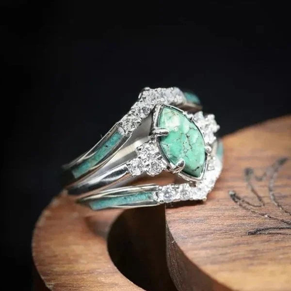 Anillo rombo con turquesa natural
