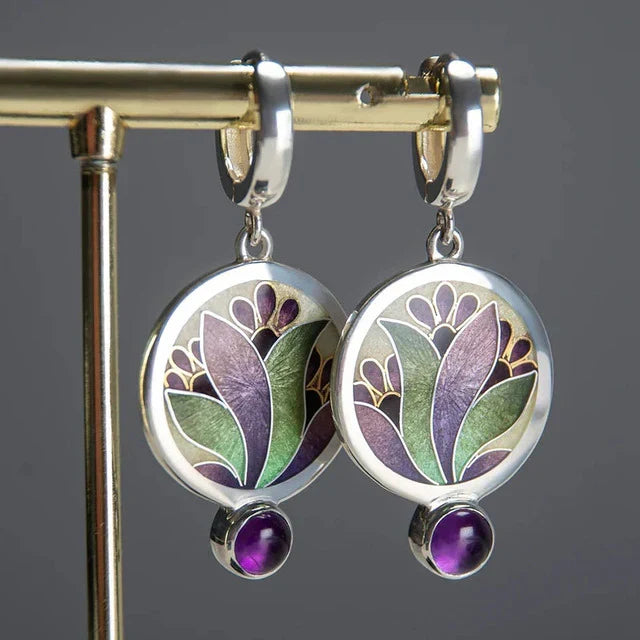 Pendientes boho vintage con cristales morados | Oro blanco