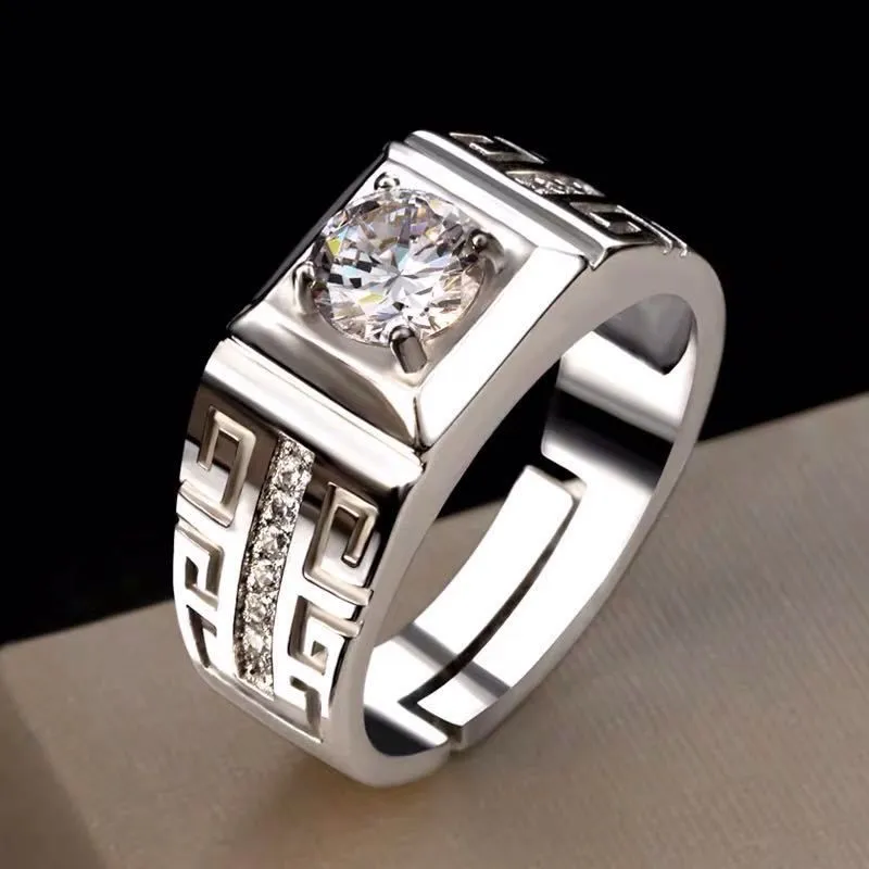 Anillo antiguo con circonita