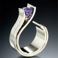 Anillo antiguo con circonita morada | Plata