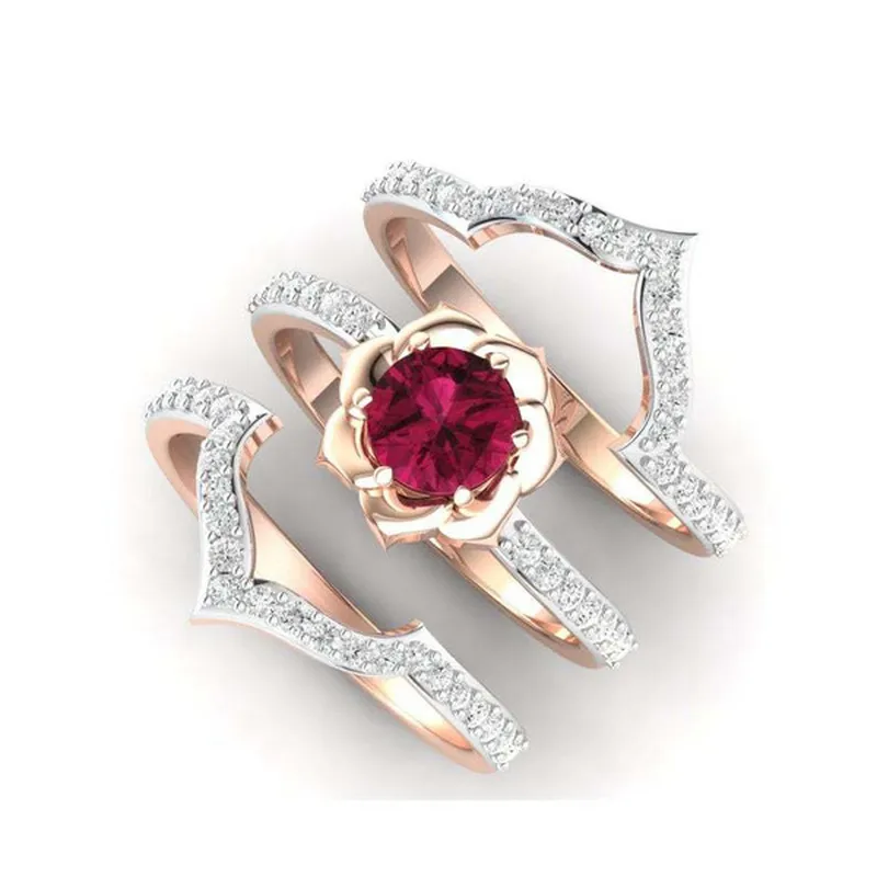 Set de anillos antiguos con cristal rojo