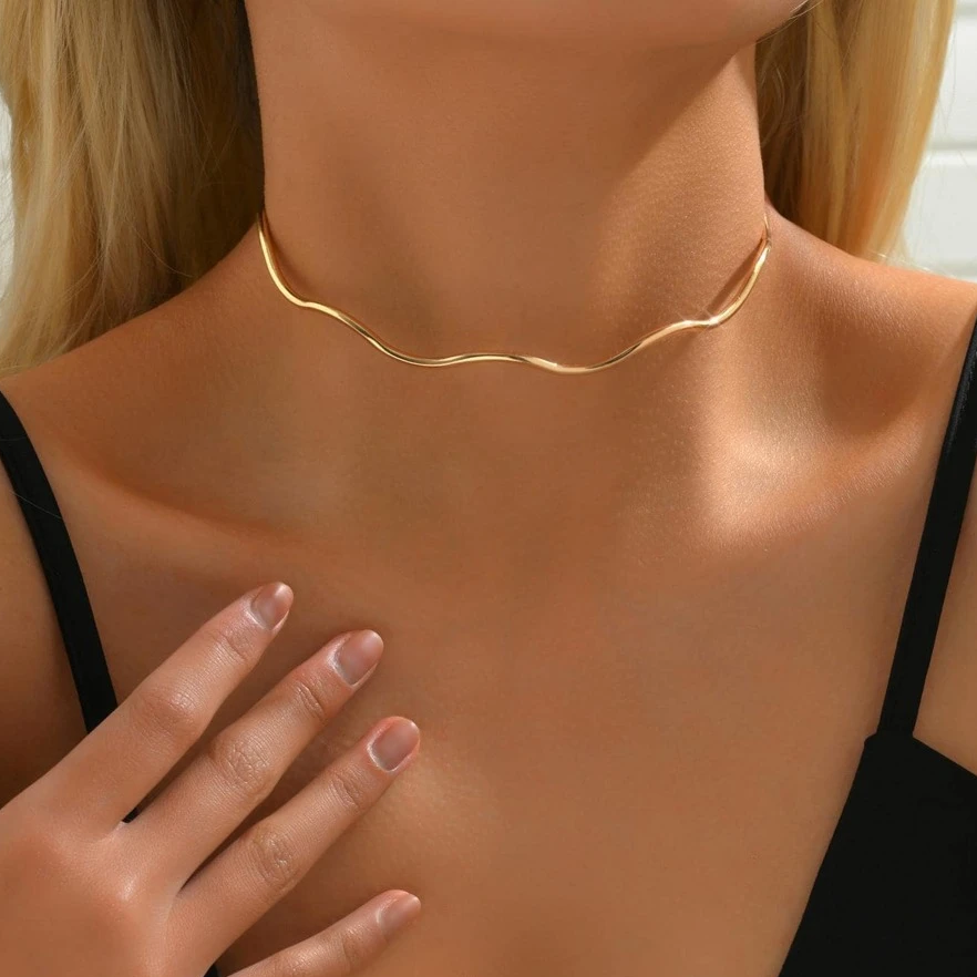 Collar antiguo fino | Oro