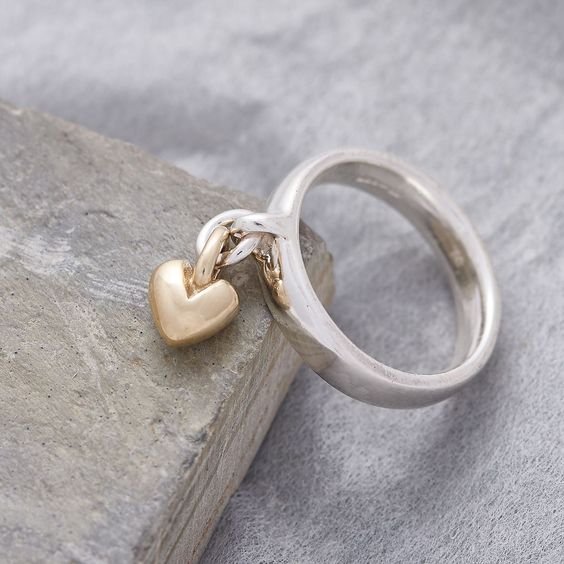 Anillo con corazón colgante | Plata