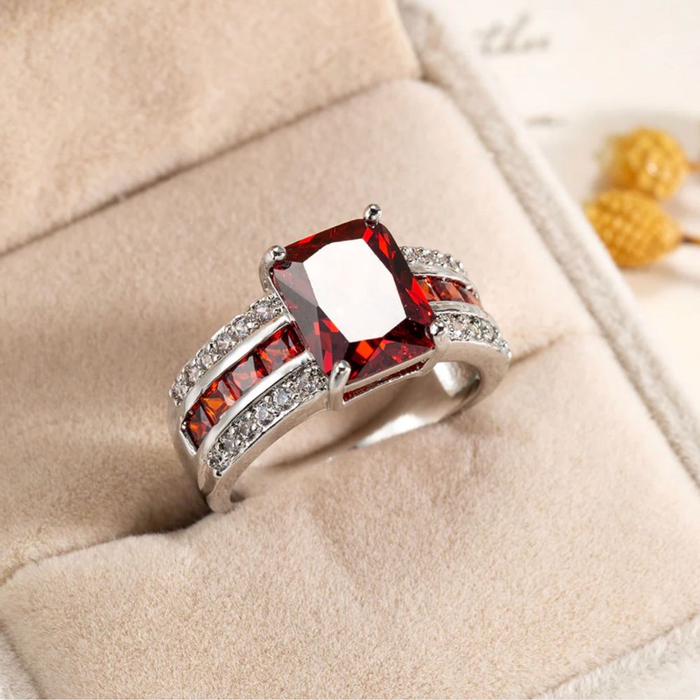 Anillo Casilda Rojo